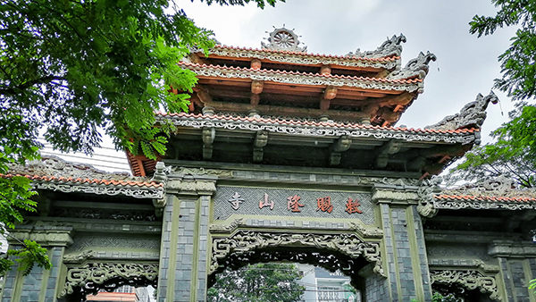 莊嚴的寺廟